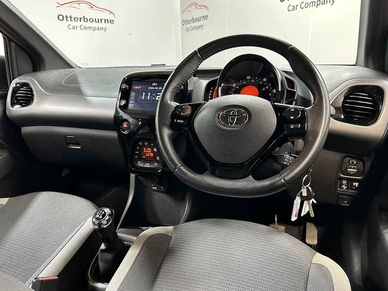 Toyota AYGO VVT-i x-trend - U1410