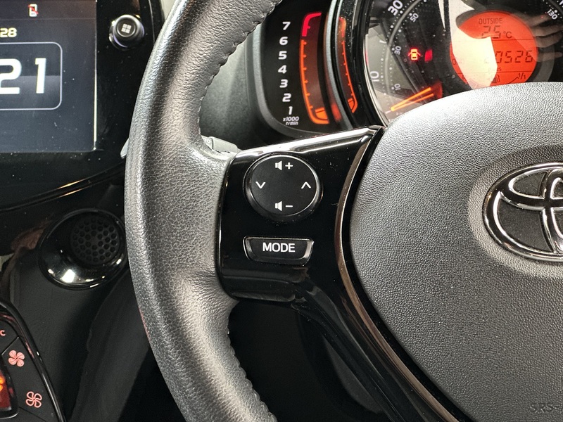 Toyota AYGO VVT-i x-trend - U1410