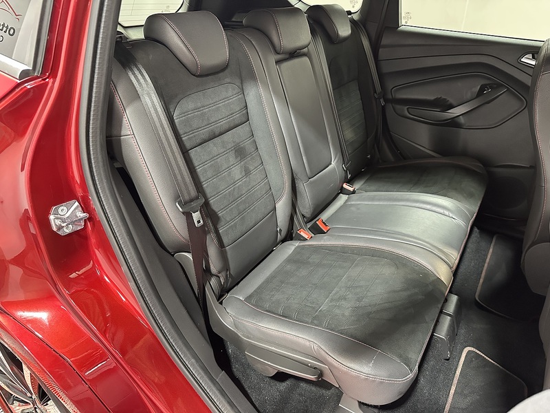 Ford Kuga T EcoBoost ST-Line - U1416