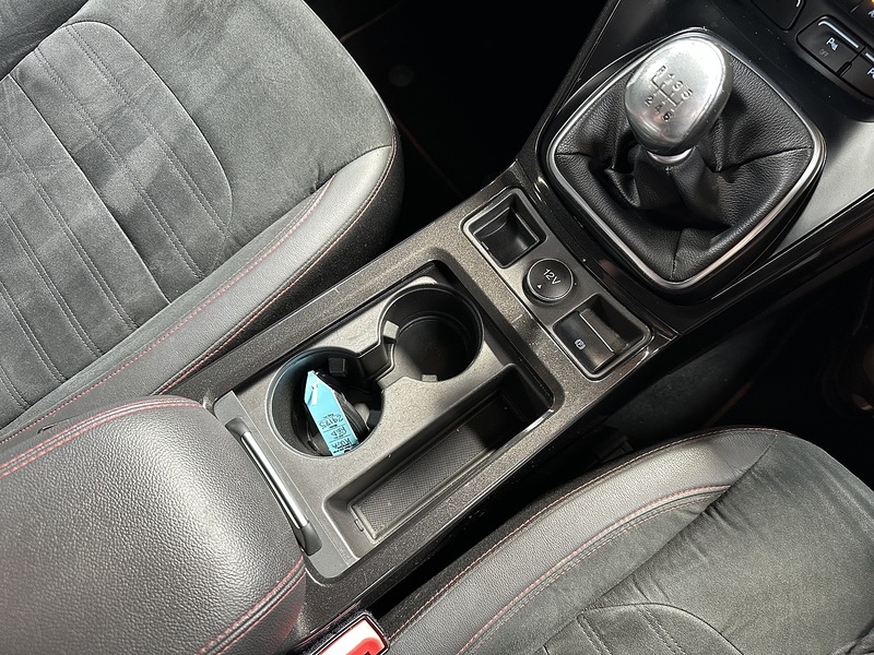 Ford Kuga T EcoBoost ST-Line - U1416