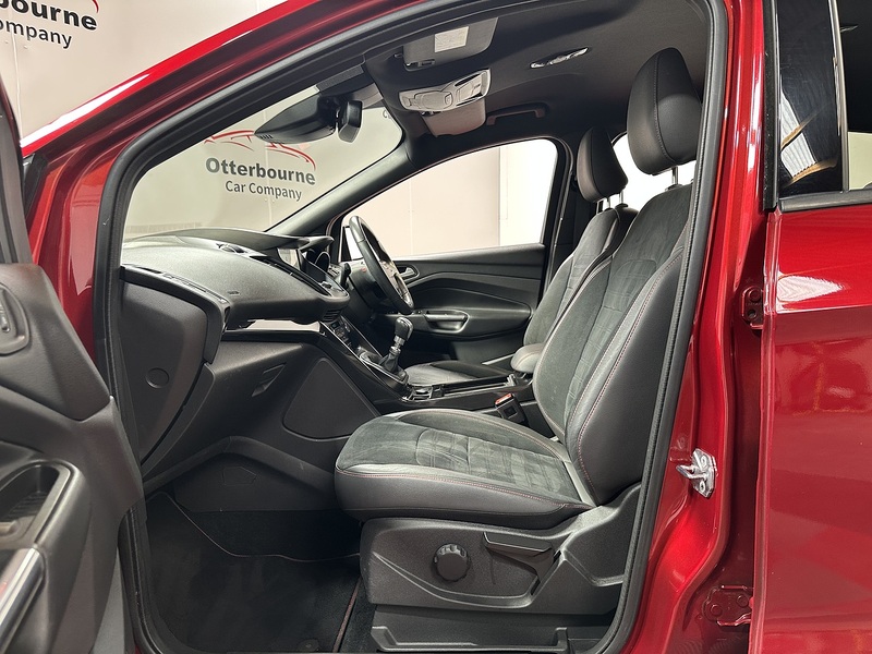 Ford Kuga T EcoBoost ST-Line - U1416