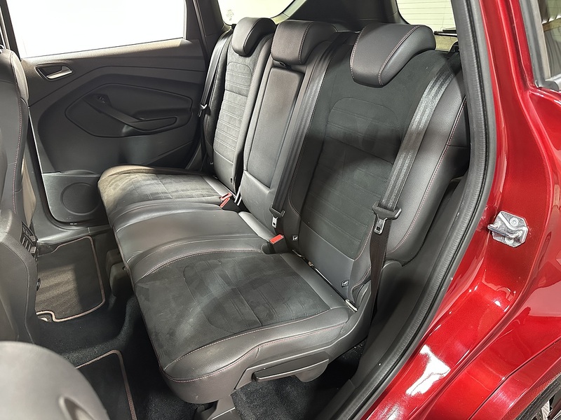 Ford Kuga T EcoBoost ST-Line - U1416