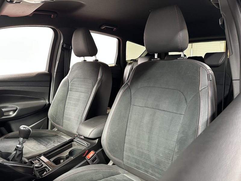 Ford Kuga T EcoBoost ST-Line - U1416