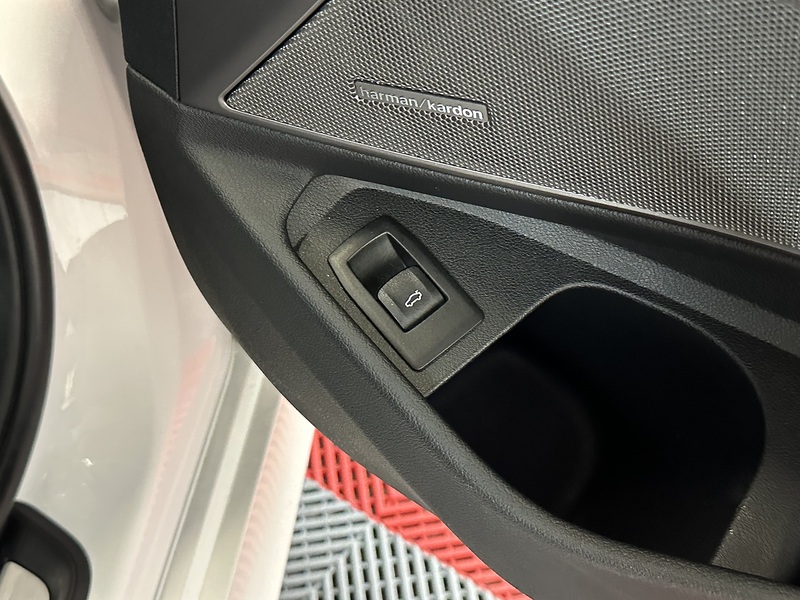 BMW 3 Series M340i MHT - U1425