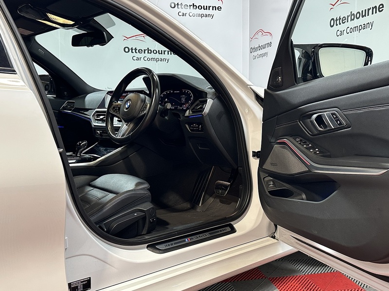 BMW 3 Series M340i MHT - U1425