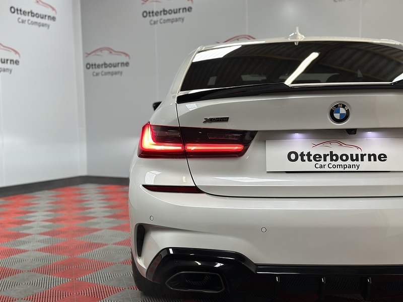 BMW 3 Series M340i MHT - U1425