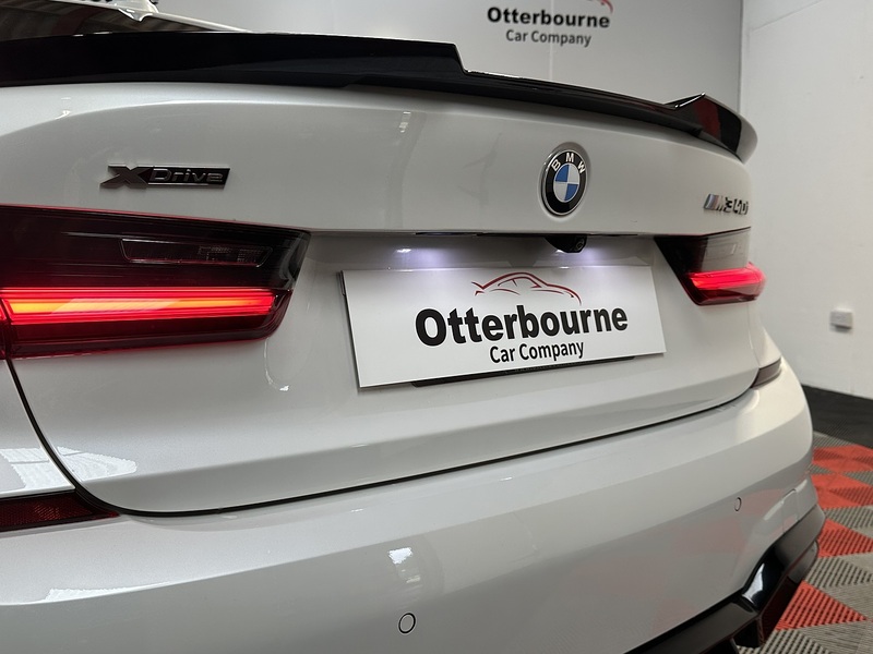 BMW 3 Series M340i MHT - U1425