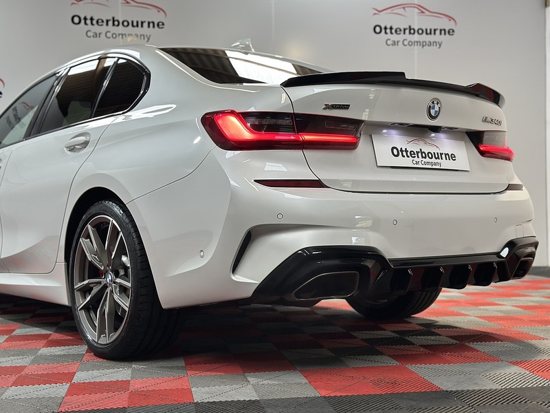 BMW 3 Series M340i MHT - U1425