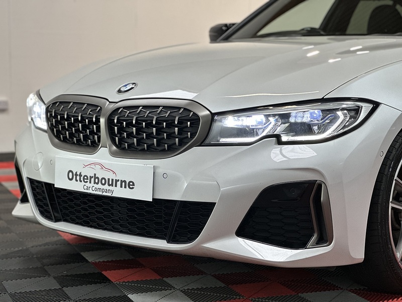 BMW 3 Series M340i MHT - U1425