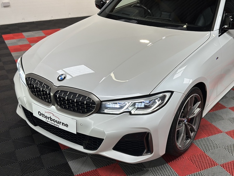 BMW 3 Series M340i MHT - U1425
