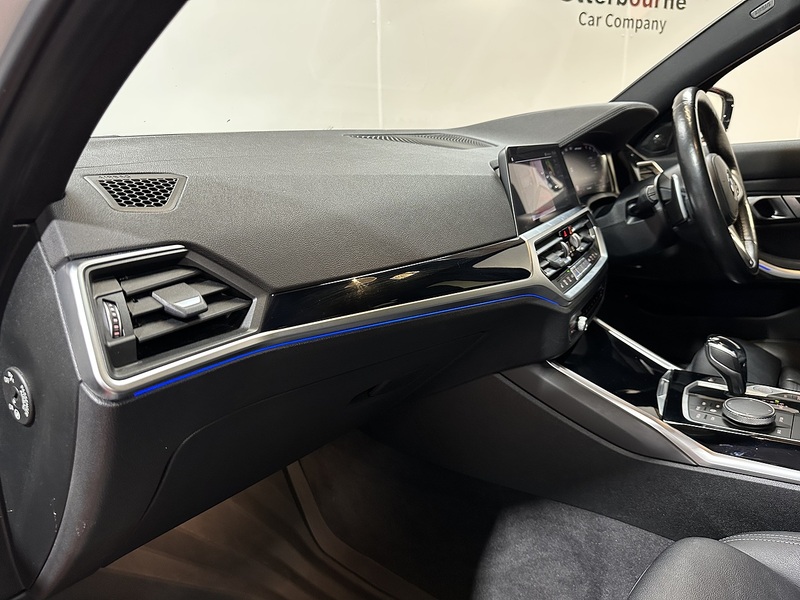 BMW 3 Series M340i MHT - U1425