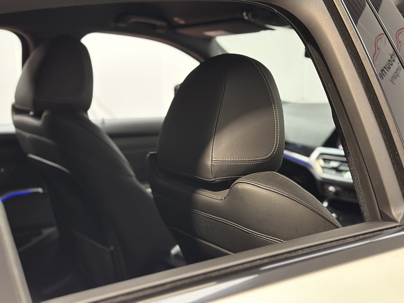 BMW 3 Series M340i MHT - U1425