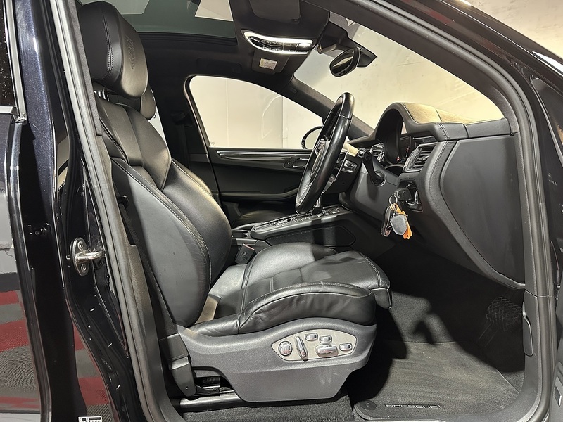 Porsche Macan T V6 Turbo - U1427