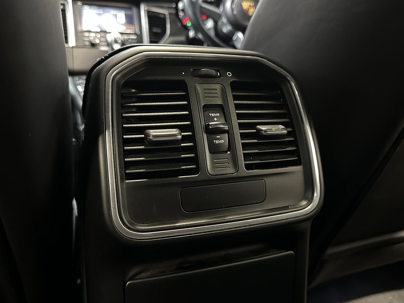 Porsche Macan T V6 Turbo - U1427