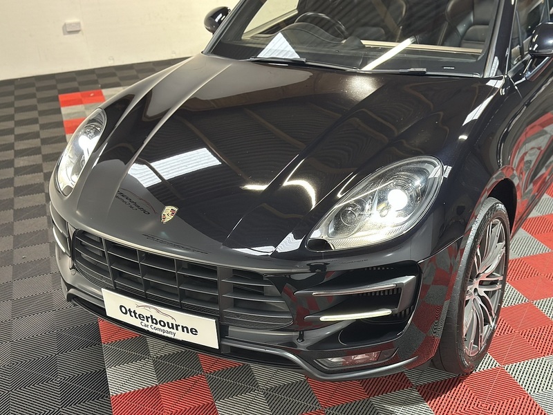 Porsche Macan T V6 Turbo - U1427