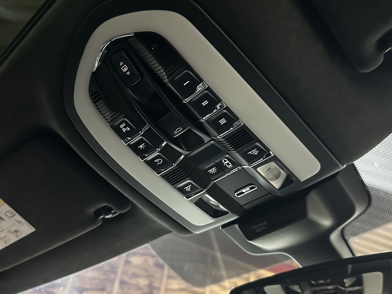 Porsche Macan T V6 Turbo - U1427