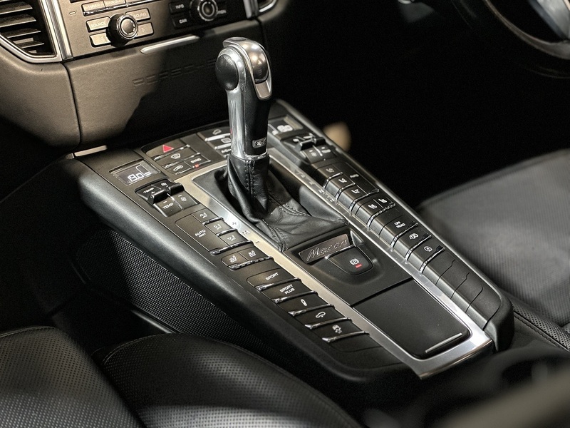 Porsche Macan T V6 Turbo - U1427
