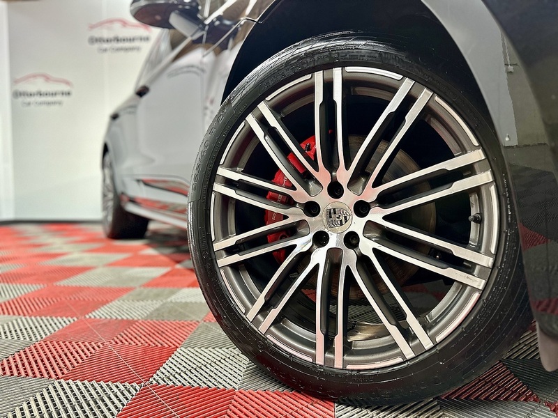 Porsche Macan T V6 Turbo - U1427