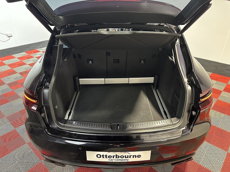 Porsche Macan T V6 Turbo - U1427