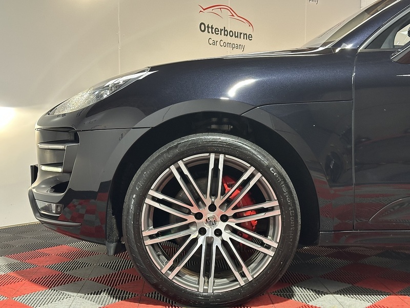 Porsche Macan T V6 Turbo - U1427
