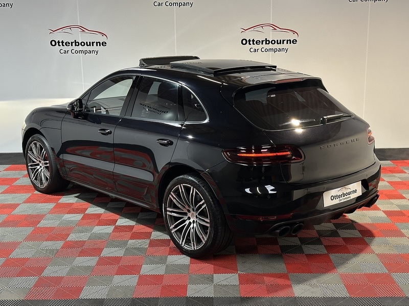 Porsche Macan T V6 Turbo - U1427
