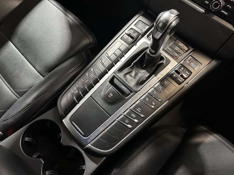 Porsche Macan T V6 Turbo - U1427