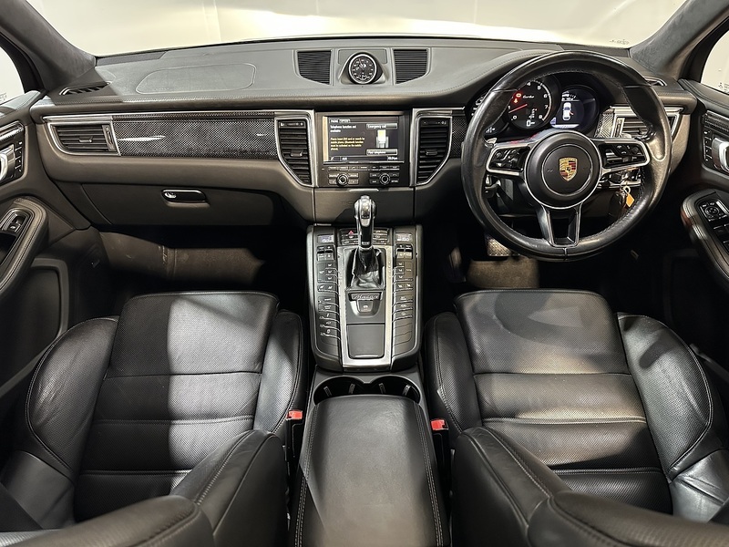Porsche Macan T V6 Turbo - U1427