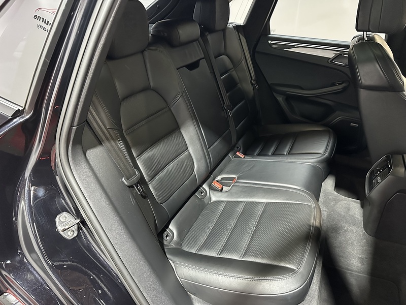 Porsche Macan T V6 Turbo - U1427