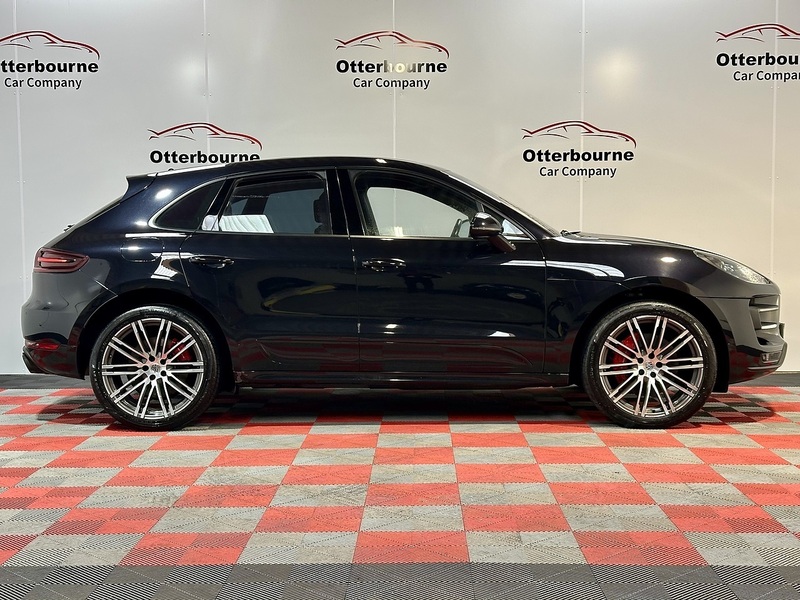 Porsche Macan T V6 Turbo - U1427
