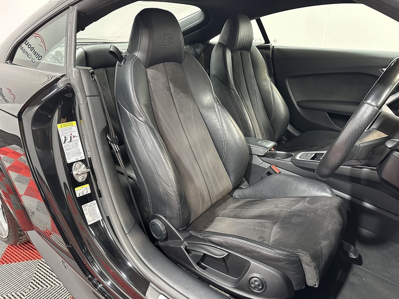Audi TT TFSI S line - U1428