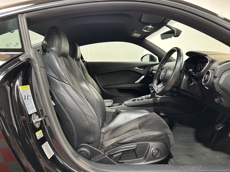 Audi TT TFSI S line - U1428