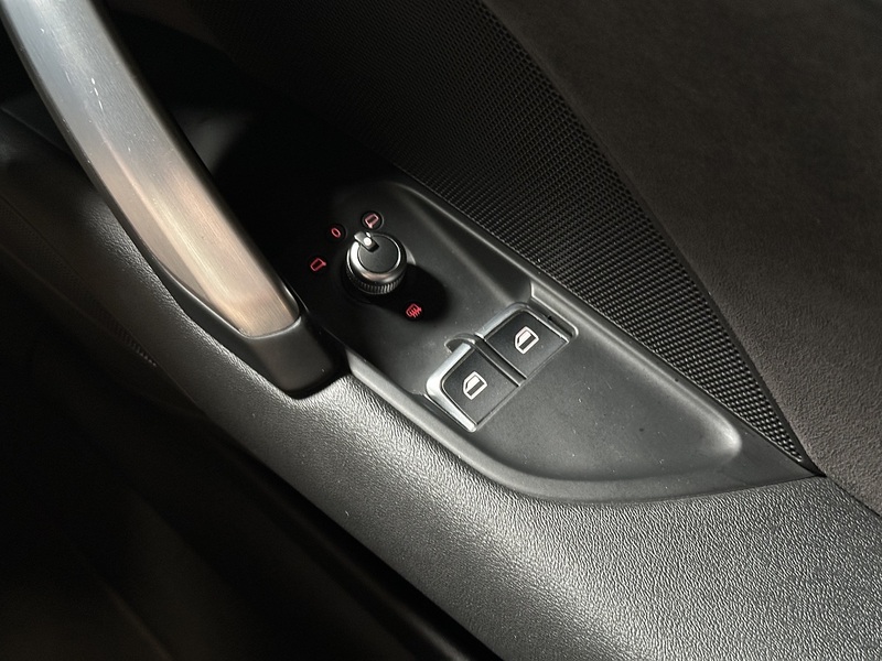 Audi TT TFSI S line - U1428