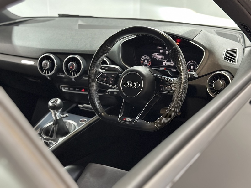 Audi TT TFSI S line - U1428