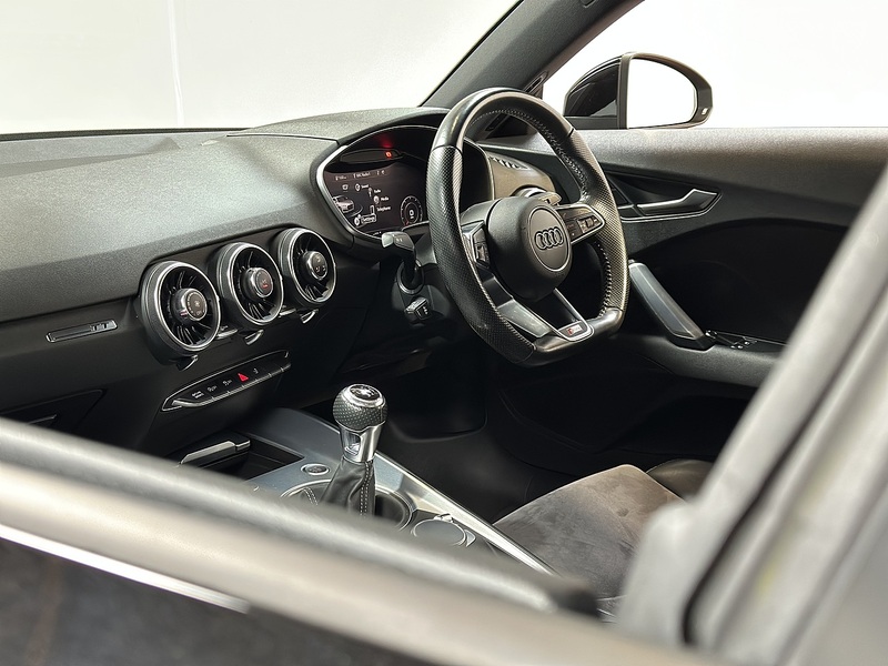 Audi TT TFSI S line - U1428