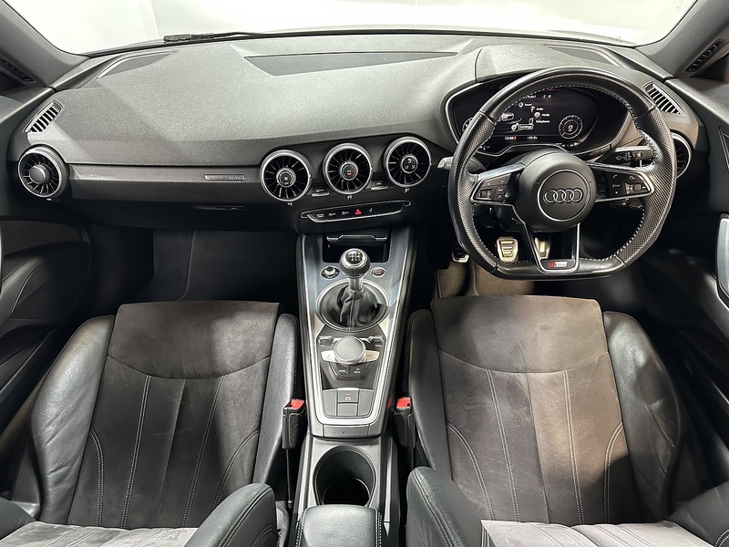 Audi TT TFSI S line - U1428