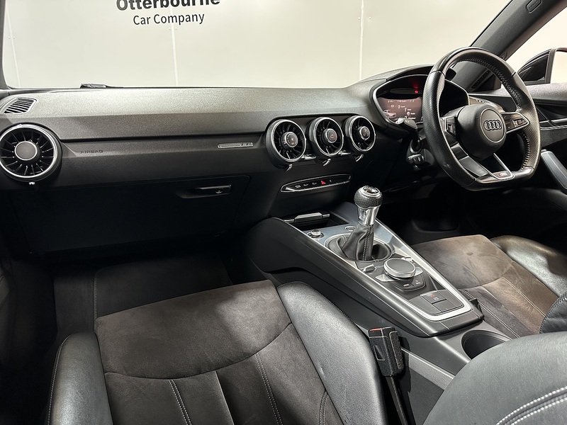 Audi TT TFSI S line - U1428