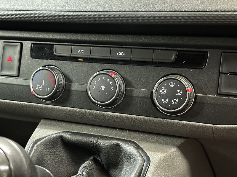 Volkswagen Transporter TDI T30 Highline - U1431