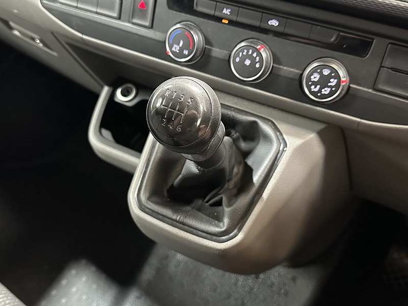 Volkswagen Transporter TDI T30 Highline - U1431