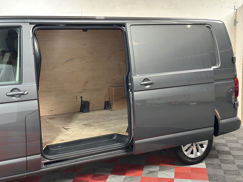 Volkswagen Transporter TDI T30 Highline - U1431