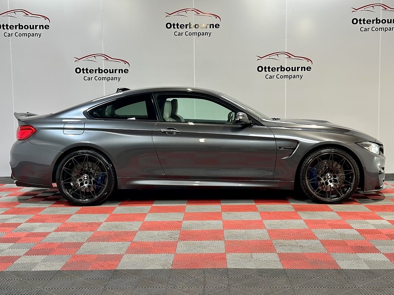 BMW M4 BiTurbo Competition - U1439