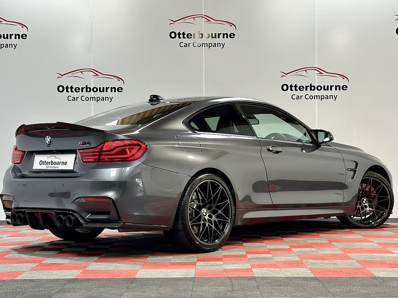 BMW M4 BiTurbo Competition - U1439