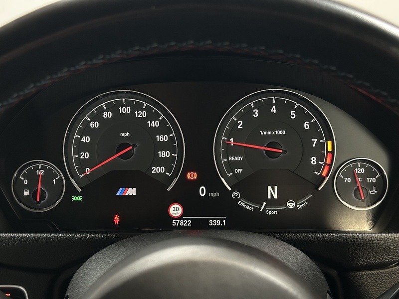BMW M4 BiTurbo Competition - U1439