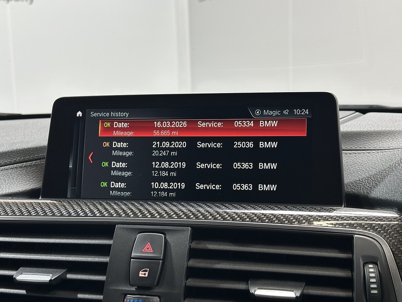 BMW M4 BiTurbo Competition - U1439