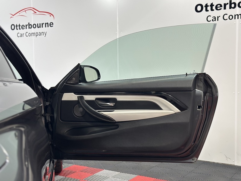 BMW M4 BiTurbo Competition - U1439