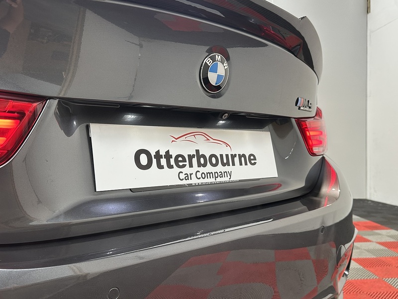 BMW M4 BiTurbo Competition - U1439