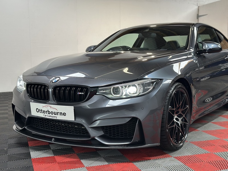 BMW M4 BiTurbo Competition - U1439