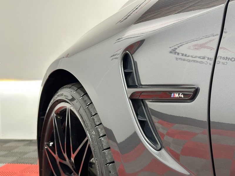 BMW M4 BiTurbo Competition - U1439