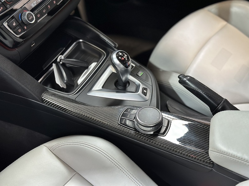 BMW M4 BiTurbo Competition - U1439