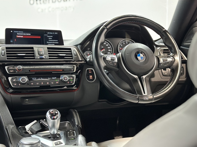 BMW M4 BiTurbo Competition - U1439