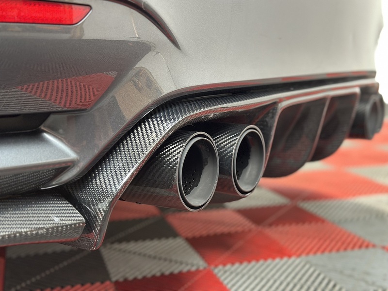 BMW M4 BiTurbo Competition - U1439